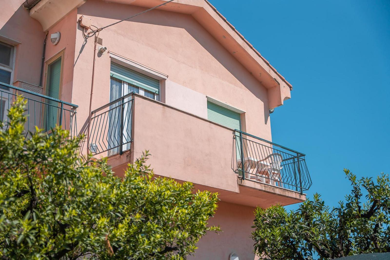 Casa Vacanze Ferrando Pietra Ligure Zewnętrze zdjęcie